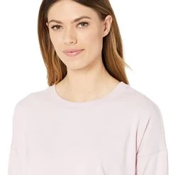 Eileen Fisher Crew Neck Top with High-Low Hem in Organic Cotton Stretch Jersey | Shirts & Tops -Eberjey Shop 71lhP6ly2ZL. AC SR736920
